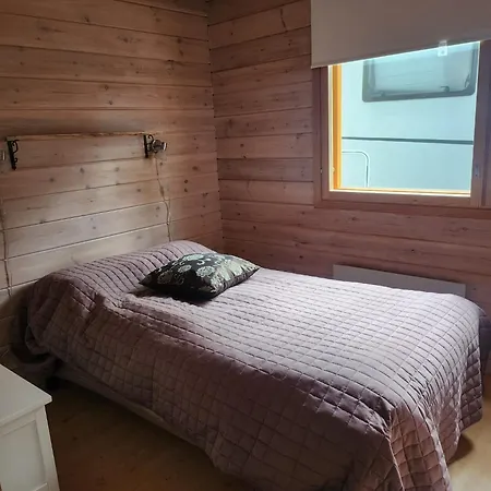 Alli Chalet *