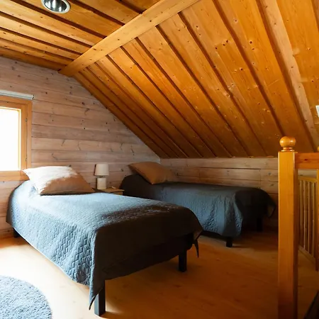 Alli Chalet